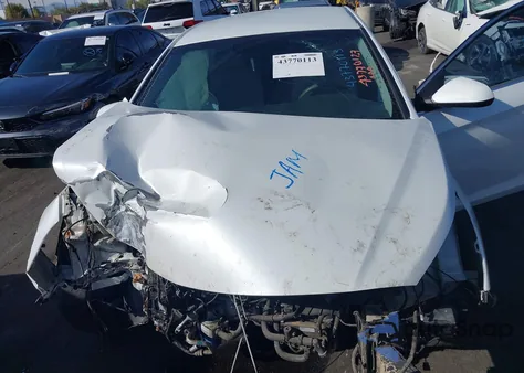 2015 Hyundai Sonata Se из США, поврежденный, VIN 5NPE24AF4FH018507